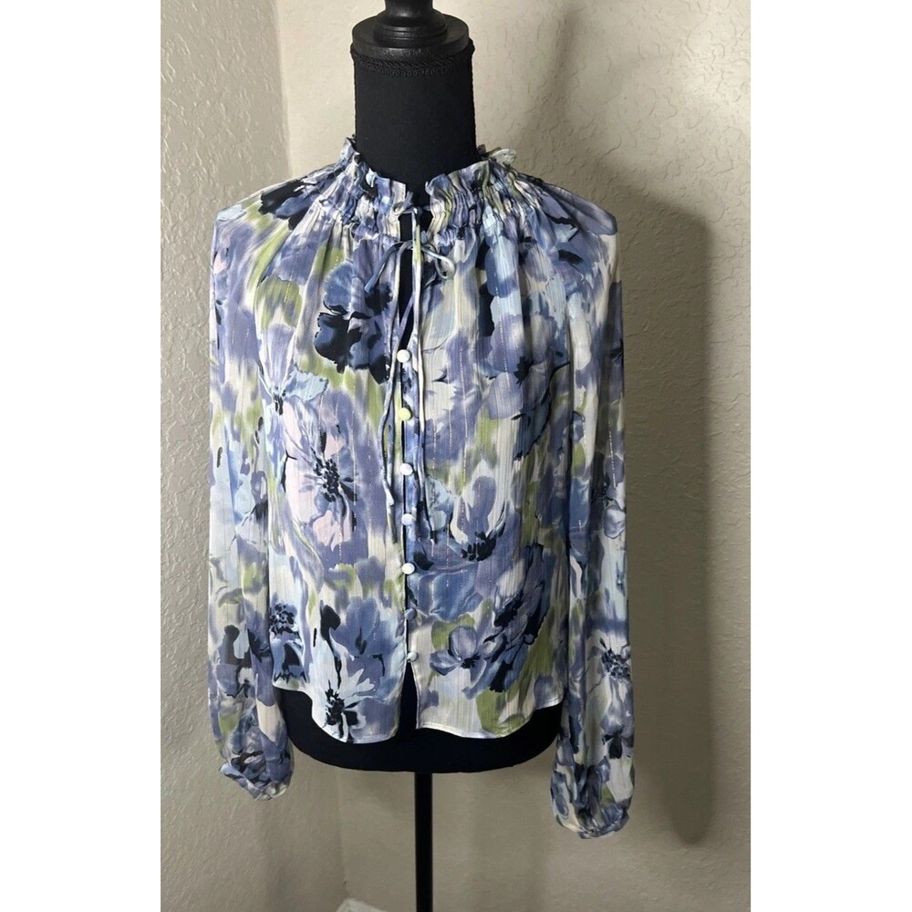 Muse Republic Clothing Woman’s Top Floral Blue With Round Neck And Puff Sleeves